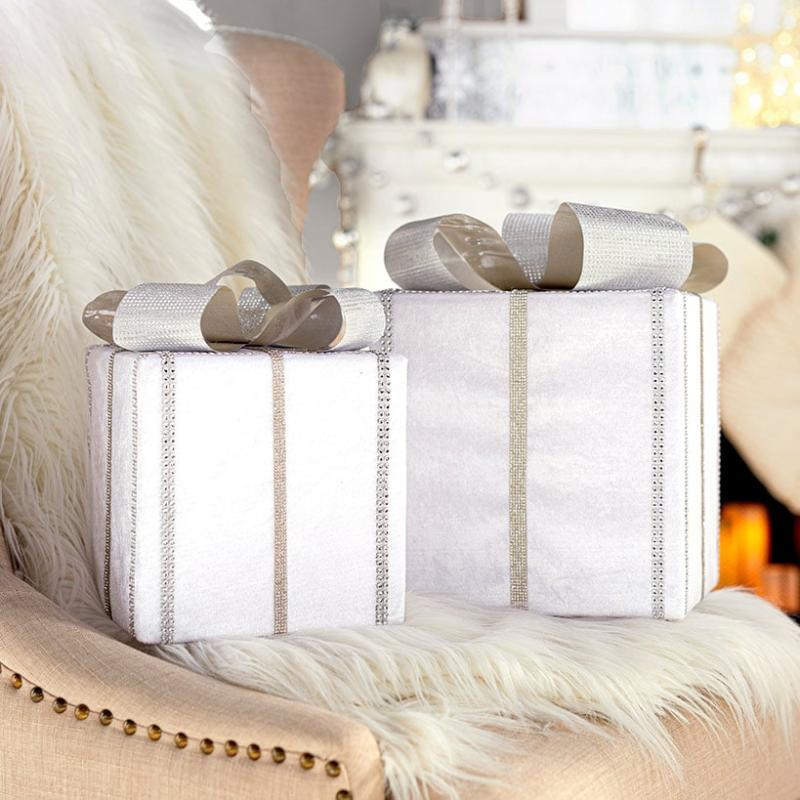 Metallic White Presents  |   Decorative Accents Decorative Accents Decorative Accents