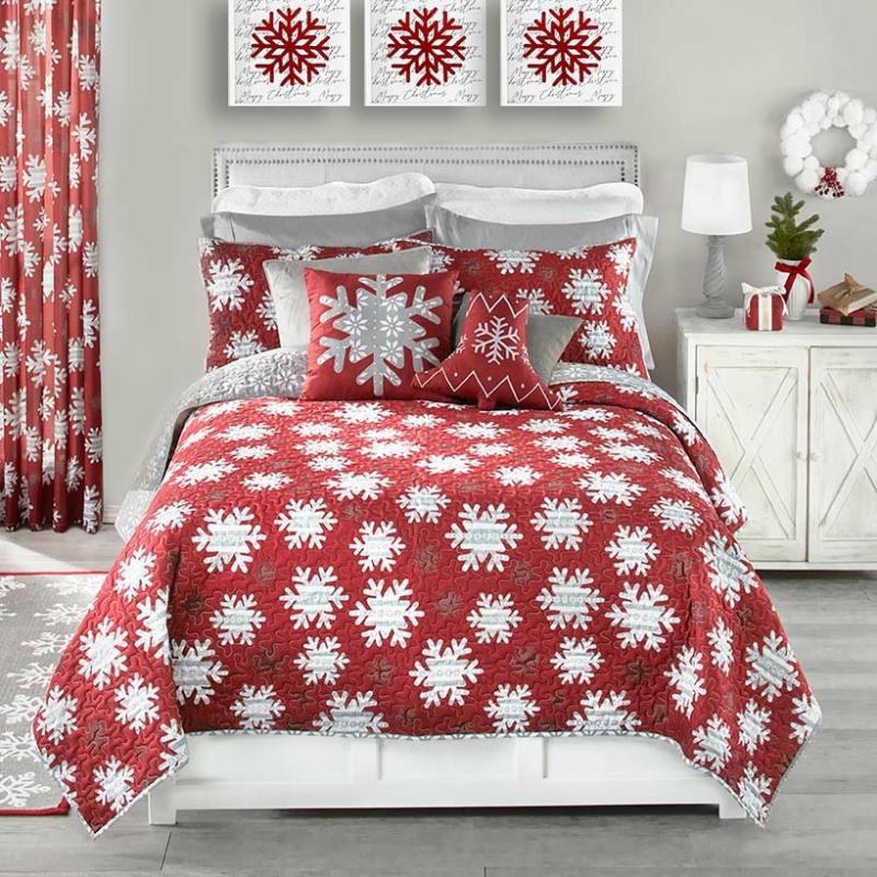 Reversible Snowflake Quilt Ensemble  |   Comforters & Quilts Bed & Bath Comforters & Quilts