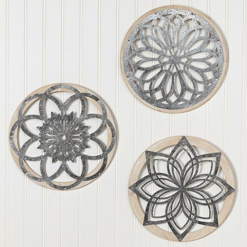 Round Metal Accent Wall Art  |   Decorative Accents Decorative Accents Decorative Accents